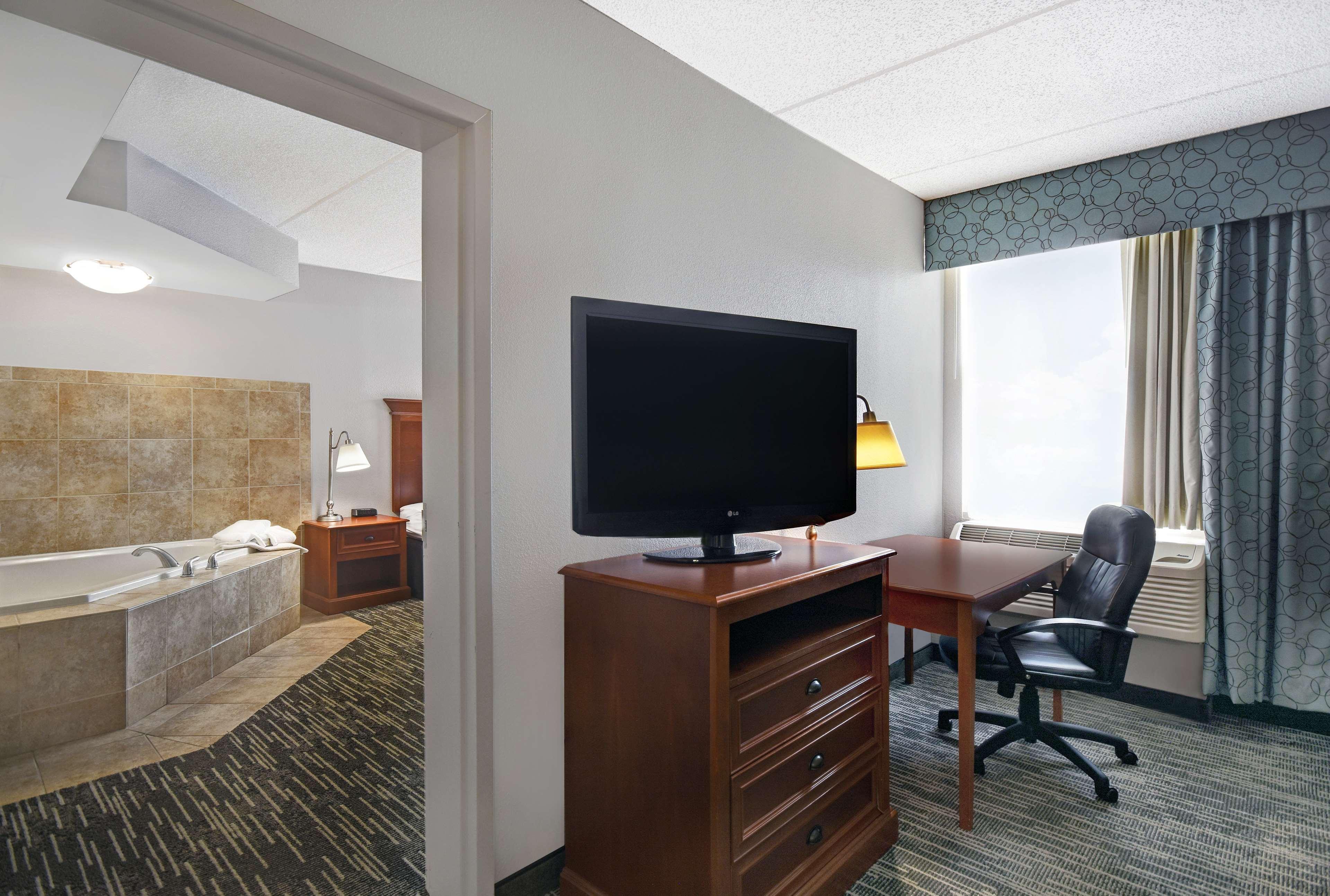 Spark By Hilton Rochester University Area Екстер'єр фото