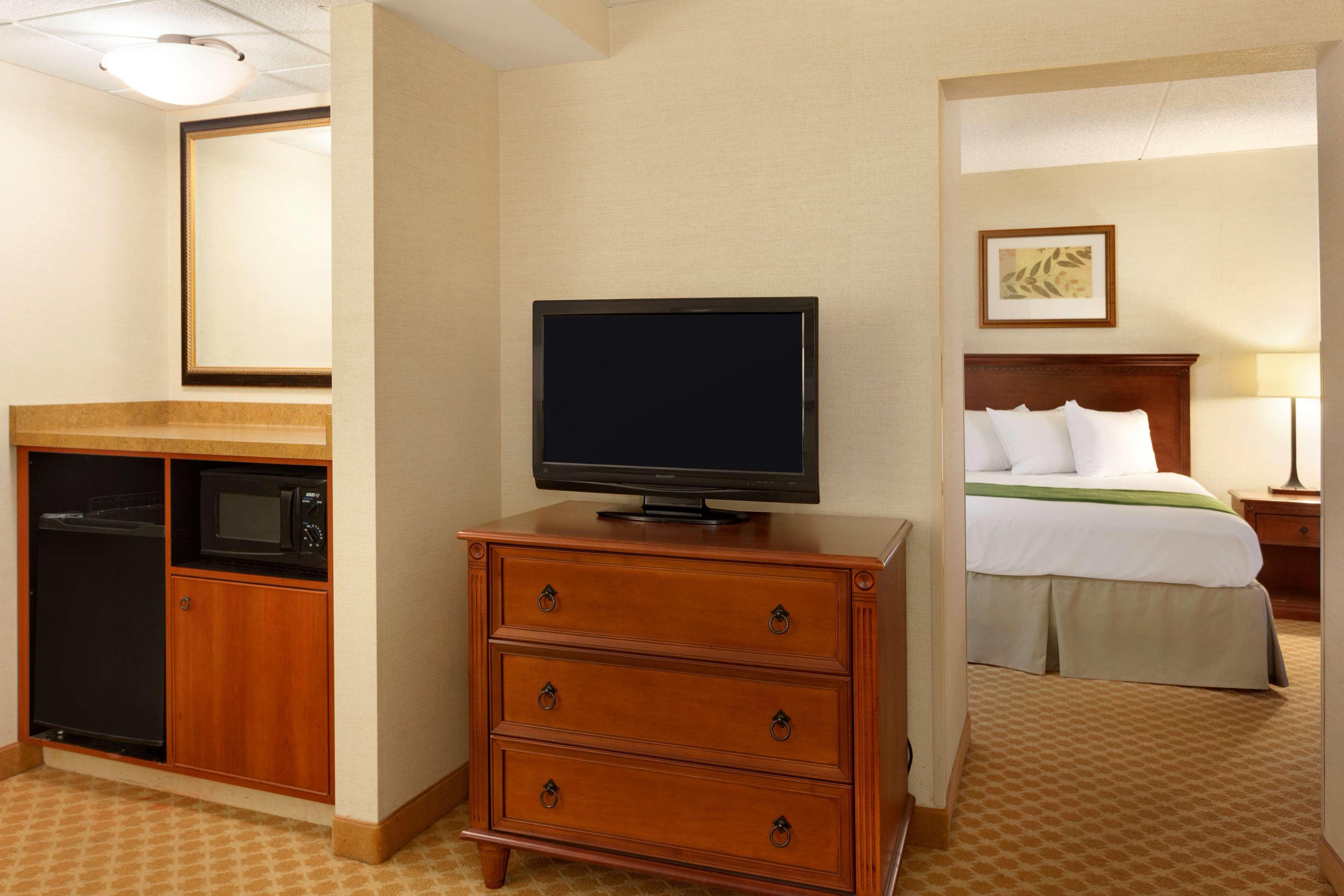 Spark By Hilton Rochester University Area Екстер'єр фото