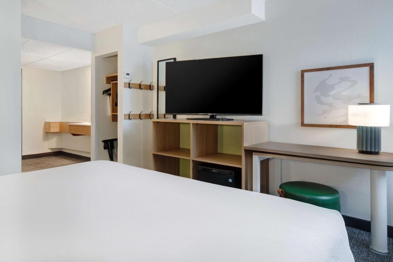Spark By Hilton Rochester University Area Екстер'єр фото